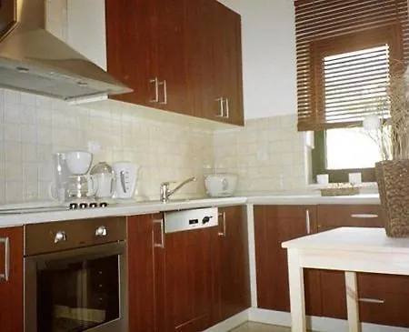 Apartamento 4 *